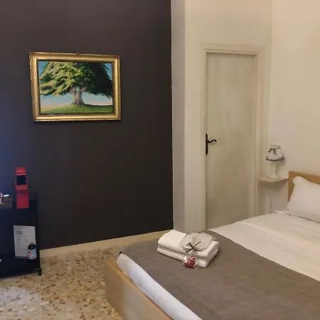 Le Calle Di Brunate